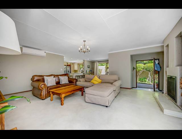 3 BEDROOM HOUSE FOR SALE IN DAINFERN GOLF ESTATE